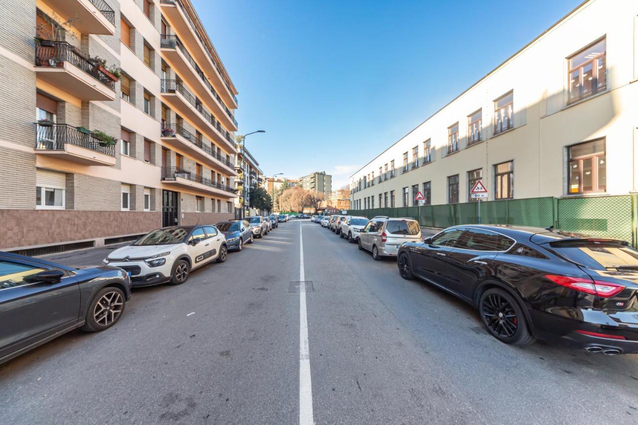 Cozy Apt X4 - 600 M Far From M3 Affori Fn Mailand Exterior foto