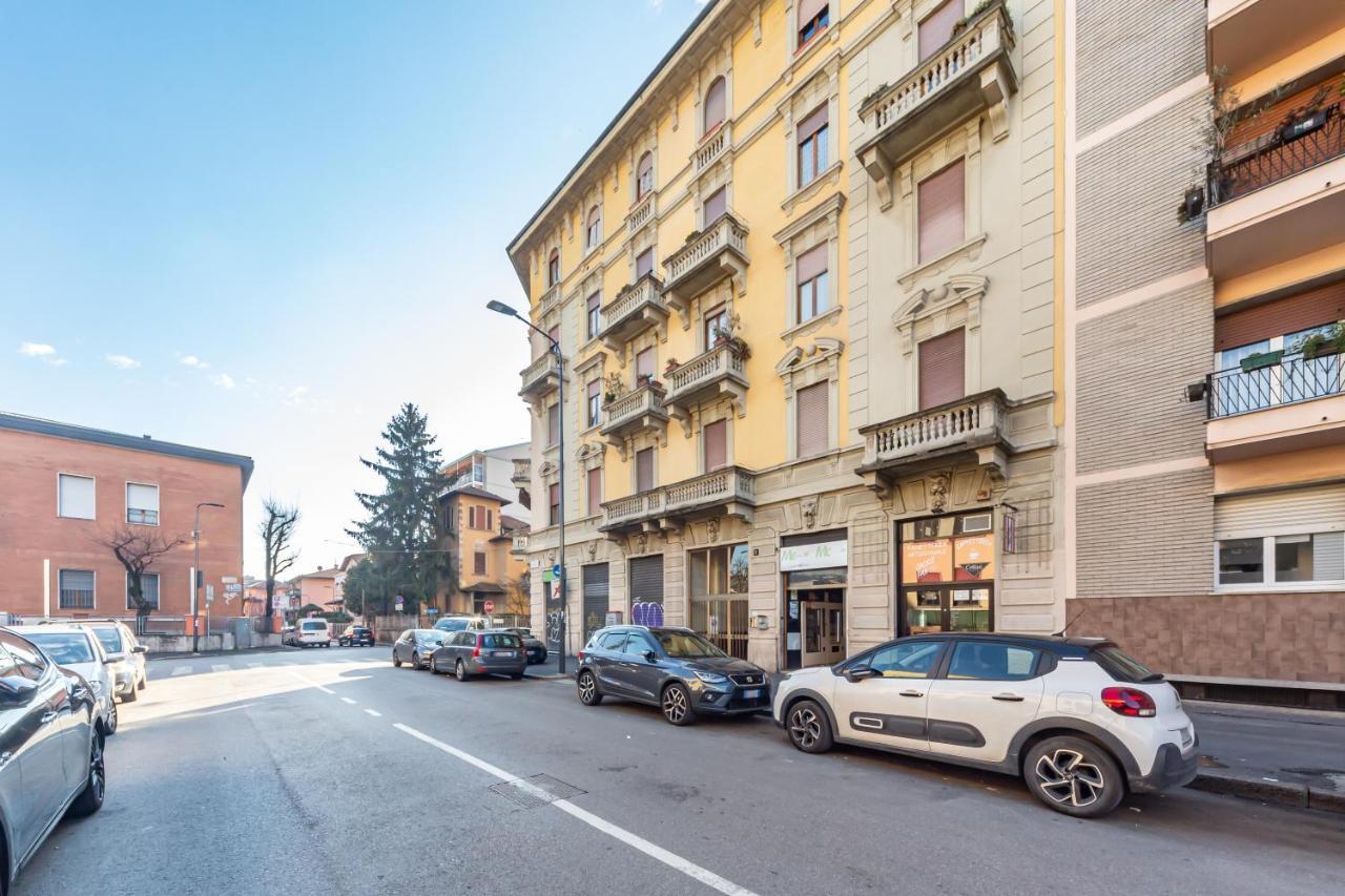 Cozy Apt X4 - 600 M Far From M3 Affori Fn Mailand Exterior foto